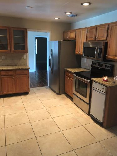 4781 Lantern Ct, Orlando, FL 32808-1616