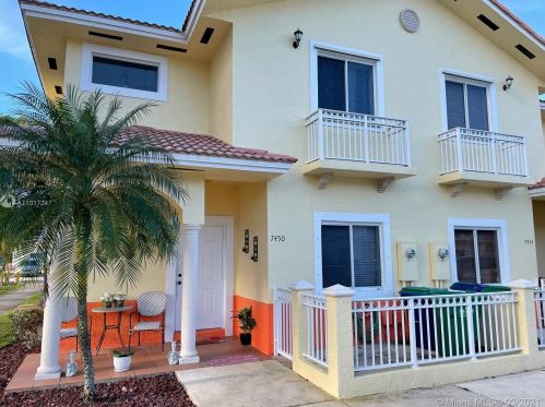 7450 178th Ter, Hialeah, FL 33015-8434