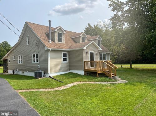 2022 Old Kirkwood Rd, Bear, DE 19701-2246