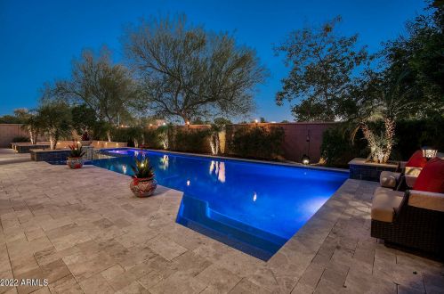 7559 Trails Dr, Glendale, AZ 85308-2523