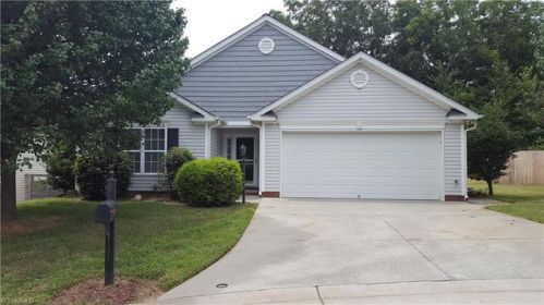 1818 Pope Hill Ct, Kernersville, NC 27284-7275