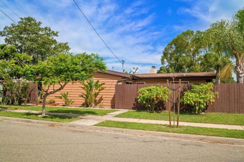 4551 Mount La Platta Pl, San Diego CA 92117-3045 exterior