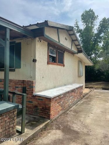 2916 Maridale Rd, Marianna, FL 32448-3634