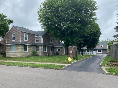 623 Yeoman St, Washington Ch, OH 43160-2138