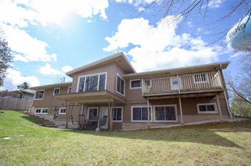 932 Tower Ln, West Bend, WI 53090-2426