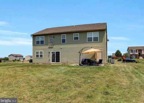 15499 Camden Dr, Upton PA  17225-8695 exterior