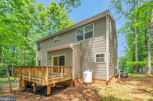 110 Independence St, Locust Grove VA  22508-5502 exterior