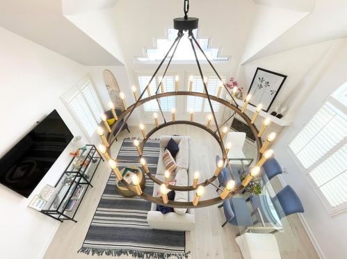 320 Rossmore Dr, Oxnard CA  93035-4465 exterior