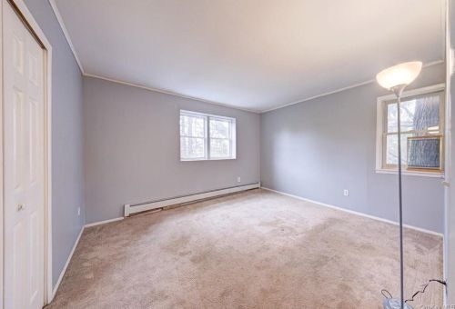 75 Sackett Lake Rd, Monticello NY  12701-4514 exterior