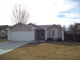 2613 Sandgate Ave, Nampa ID  83686-1201 exterior