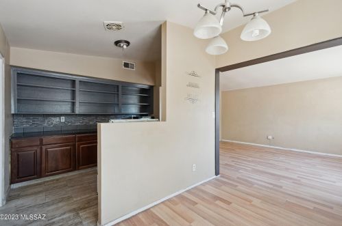 3755 Hampton St, Tucson AZ 85715-4288 exterior