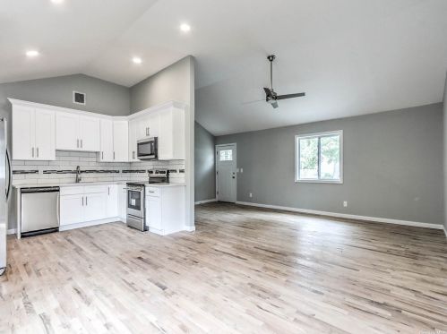 48 Shaw Ave, Islip Manor NY  11751-2420 exterior