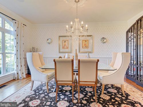 20500 Stone Fox Ct, Leesburg VA 20175-7223 exterior