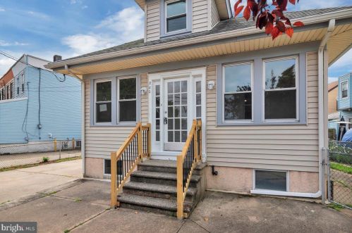 800 Powell St, Gloucester, NJ 08030-2346