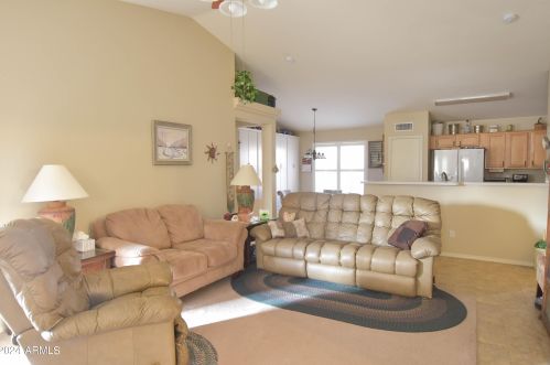 1731 Bishop Pl, Casa Grande, AZ 85122-6325