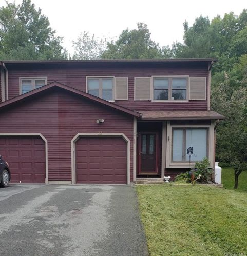 22 Lakeview Ct, Rock Hill, NY 12775-8220