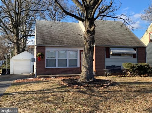 1528 Linden Ave, Willow Grove, PA 19090-1018