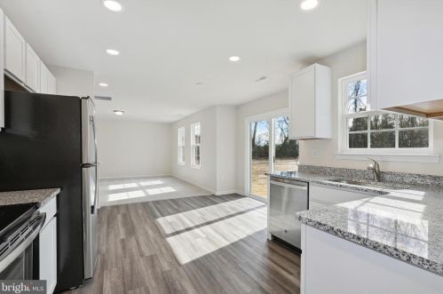 13816 Johnson Rd, Laurel DE  19956-2773 exterior