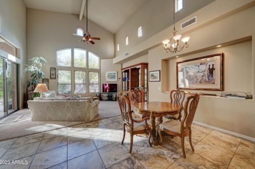 8143 13th Way, Phoenix, AZ 85020-3893