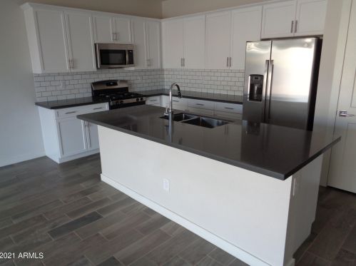 42400 Paseo Dr, Maricopa AZ  85138-1816 exterior