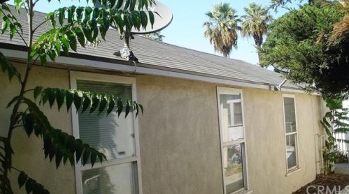 2944 6 St, Riverside CA 92501-0916 exterior