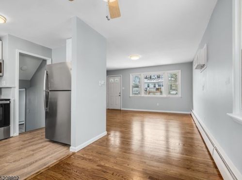 9 Rutgers Way, Hopatcong NJ  07843-1231 exterior