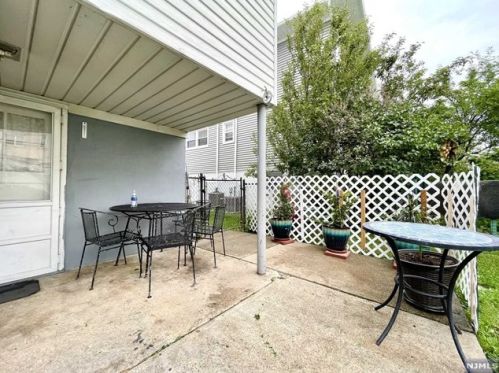 94 Maitland Pl, Outwater NJ  07026-1230 exterior