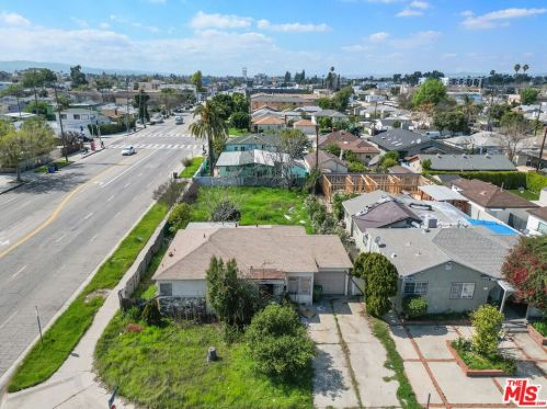 6401 Camellia Ave, North Hollywood CA  91606-2610 exterior