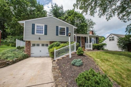 425 Sandy Dr, Glenshaw, PA 15116-1835