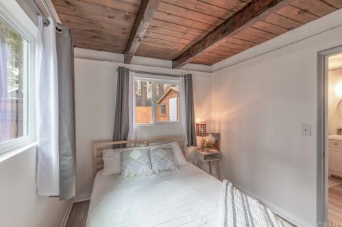 818 Rainbow Blvd, Big Bear City CA  92314-9654 exterior