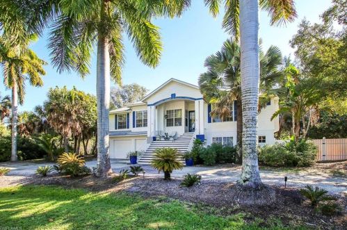 1890 Middle Gulf Dr, Sanibel, FL 33957-6309