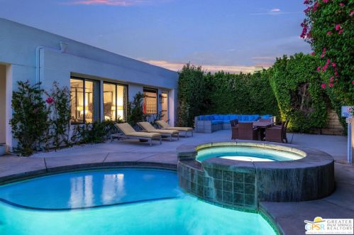 1441 Amelia Way, Palm Springs CA  92262-3446 exterior