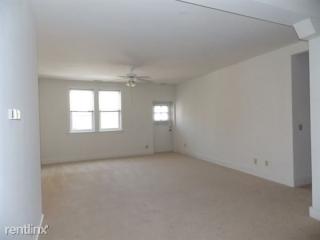 127 College Ave, Blmgtn IN  47404-5166 exterior