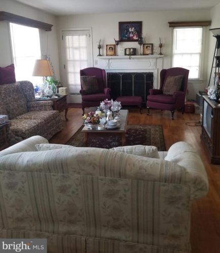 25166 County Rd, Seaford DE  19973-8631 exterior