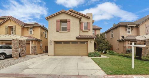 16558 Bungalow Ln, Lathrop, CA 95330-8684