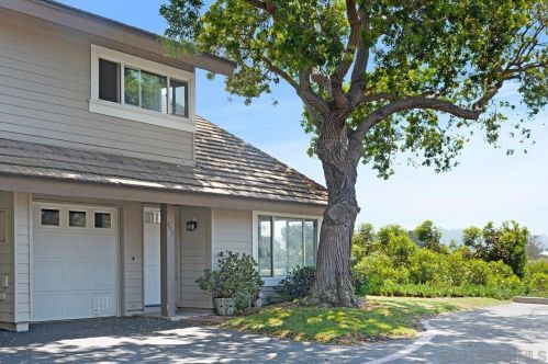 479 Bay Meadows Way, Solana Beach, CA 92075-2400