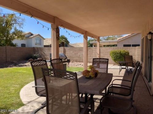 7439 Via Montoya Dr, Glendale AZ 85310-5286 exterior