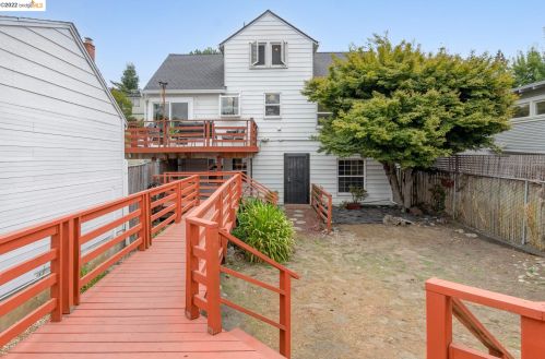 3963 Coolidge Ave, Oakland CA  94602-3428 exterior