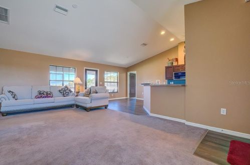 11076 Kansas Rd, Brooksville, FL 34614-0039