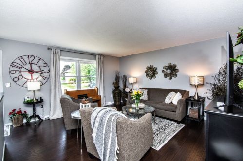 807 Eastwood St, Holmen, WI 54636-9445