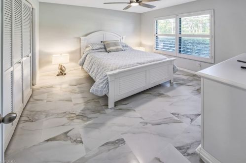 2216 Buckingham Ln, Naples FL  34112-5415 exterior