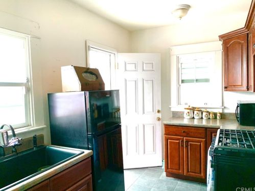 414 23rd St, Long Beach CA  90806-4404 exterior