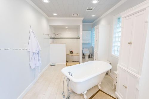 16745 Wiltshire Dr, Town Of Loxahatchee Groves FL  33470-4060 exterior