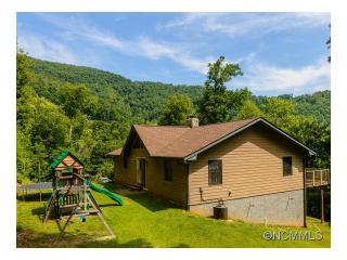 85 Hotchkiss Ln, Biltmore Lake, NC 28715-8391