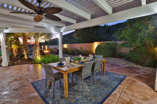 5391 Evening Sky Dr, Simi Valley CA  93063-5744 exterior