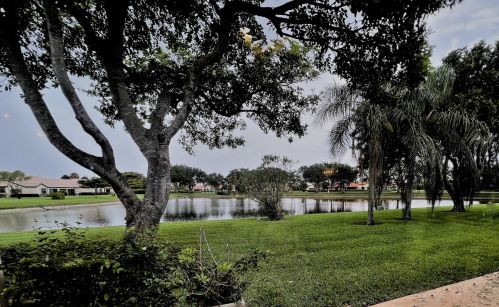 8193 Waterline Dr, Boynton Beach, FL 33472-2351