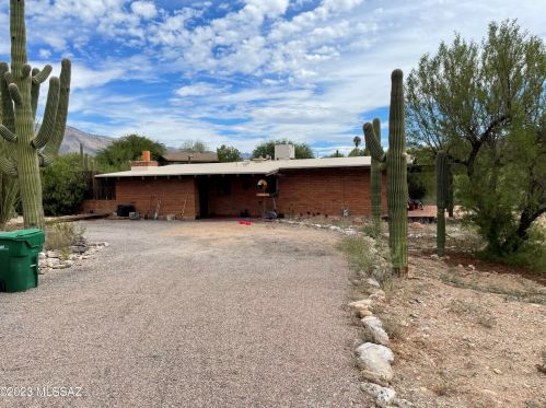 5040 Camino Esplendora, Tucson, AZ 85718-6225