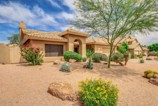 13239 35th Ct, Phoenix, AZ 85044-3639