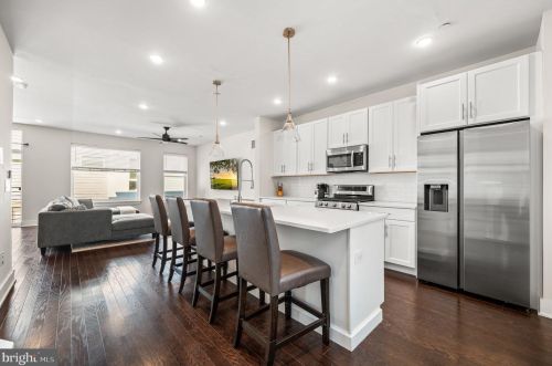 1903 Leithgow St, Philadelphia, PA 19122-2214