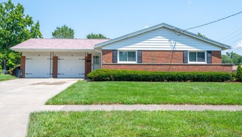 9189 Duvall Pl, Cincinnati, OH 45231-3068